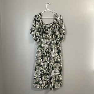 Adorable green puffy sleeve dress